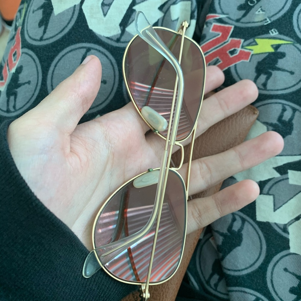 Ray-Ban Aviators - Picture 3 of 4